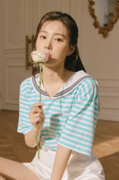 韩国女艺人姜惠元