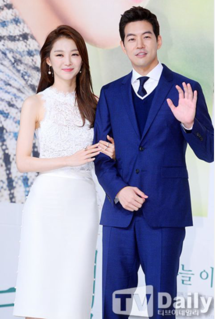 李智雅＆李相仑