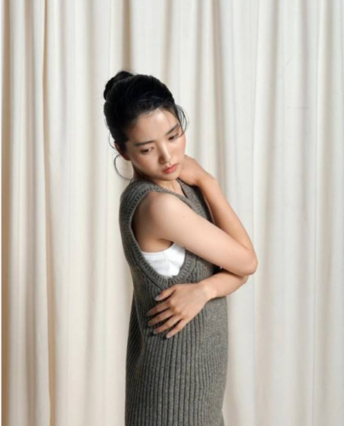 韩国女艺人金泰梨