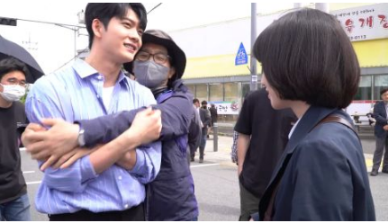 韩石圭、安孝燮、李圣经