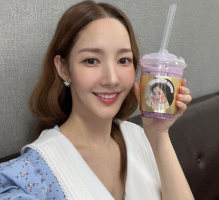 《金秘书为何那样》 表艺珍