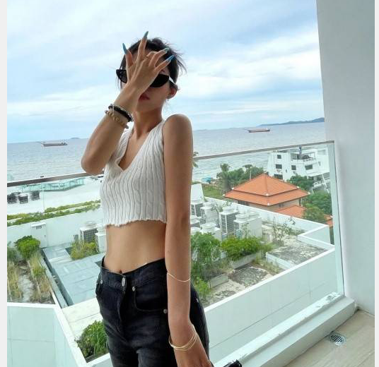 (G)I-DLE成员田小娟