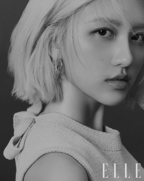 韩国女团IVE成员Gaeul金秋天