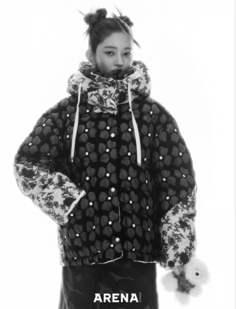 韩国女团IVE成员REI