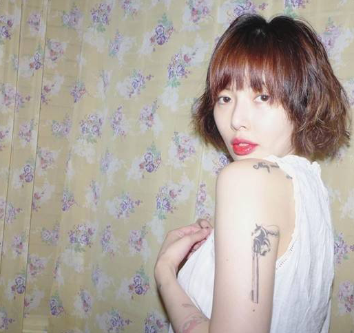 韩国女艺人泫雅