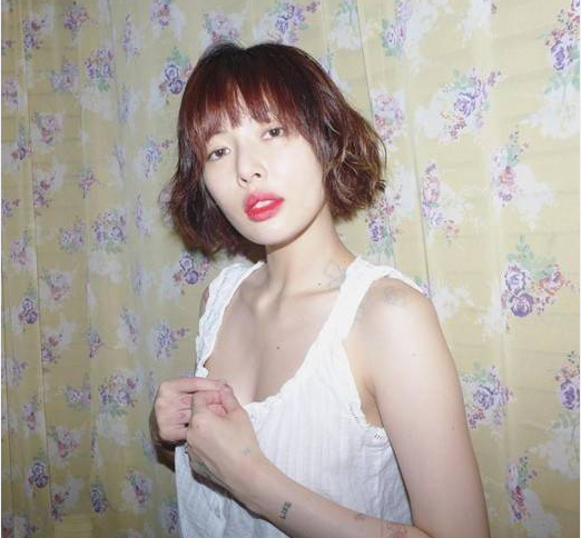 韩国女艺人泫雅