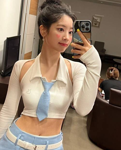 TWICE成员金多贤