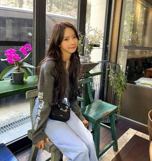 韩国女艺人李美珠