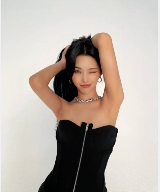 (G)I-DLE成员田小娟