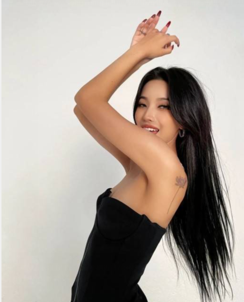 (G)I-DLE成员田小娟