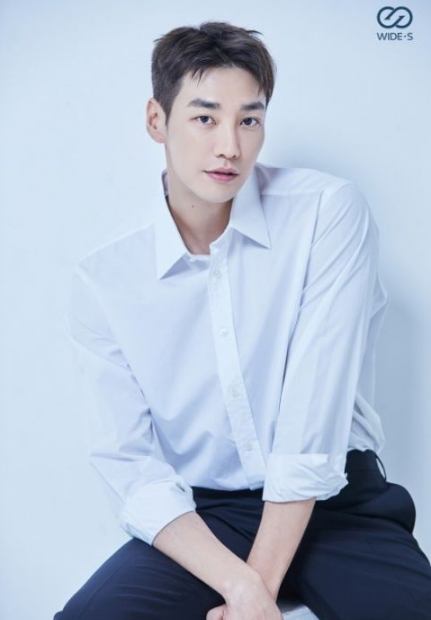 金英光、李圣经、盛骏