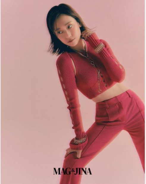 韩国女艺人金瑟祺