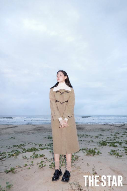 韩国女艺人妍雨