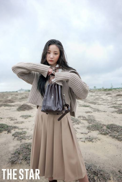 韩国女艺人妍雨