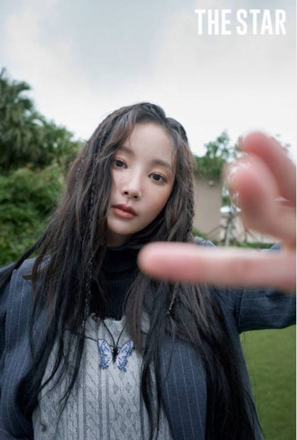 韩国女艺人妍雨
