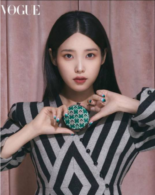 IU