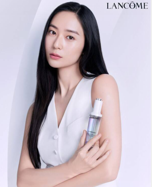 韩国女艺人郑秀晶最新品牌宣传照优雅又冷傲的公主气质好绝