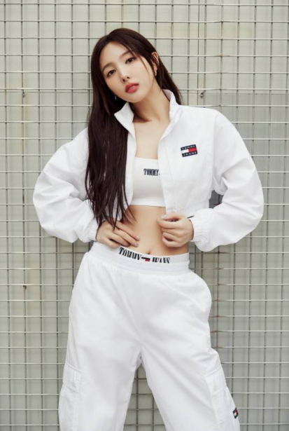 TWICE成员林娜琏