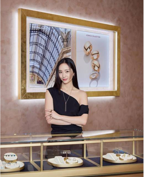  韩国女艺人郑秀晶