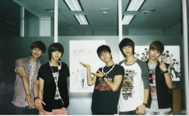 6F18SP7{DZK8H@O_PMMI7}V