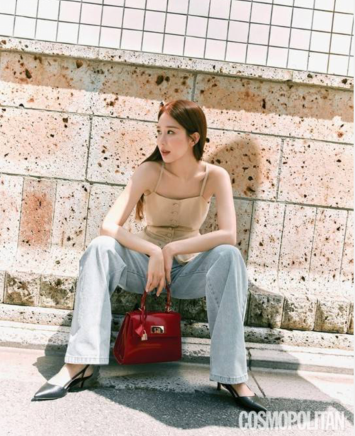 韩国女艺人刘仁娜