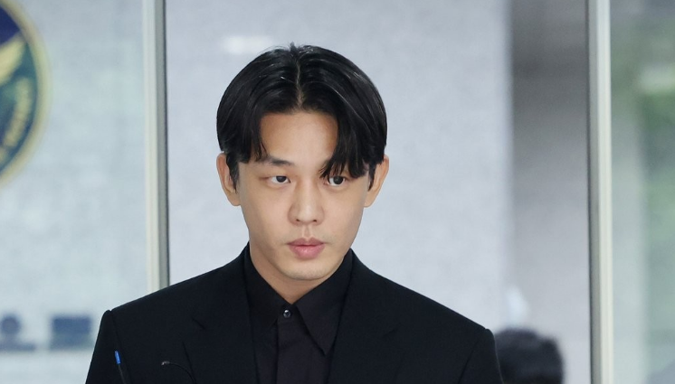 1{Q7E4KZTQ$98357JNN@PYW