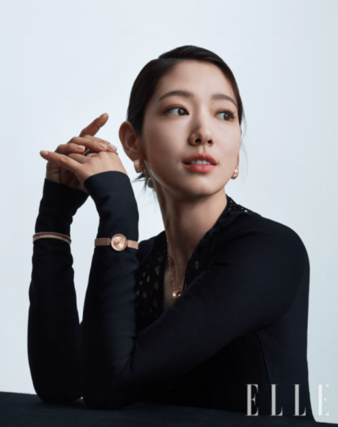 韩国女艺人朴信惠