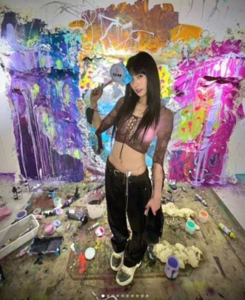 韩国女艺人NANA