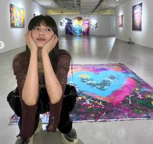 韩国女艺人NANA