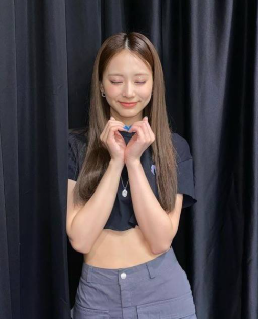 TWICE成员周子瑜