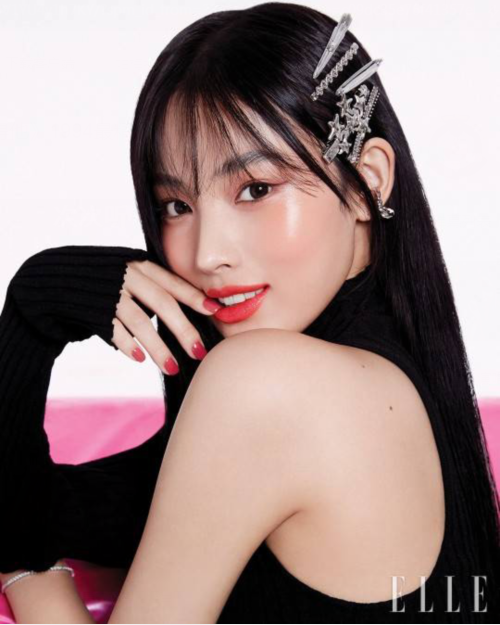 韩国女爱豆JINI美妆
