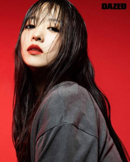 韩国女艺人朴宝英