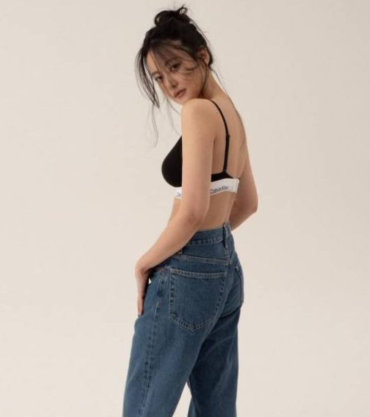 韩国女艺人吴妍瑞