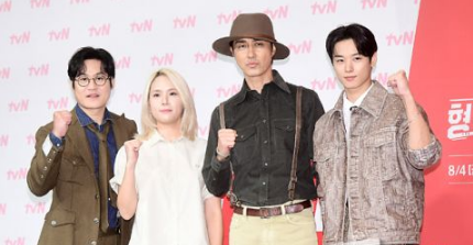 0%0Y]1@D}}FVA3`2OS5SLQL