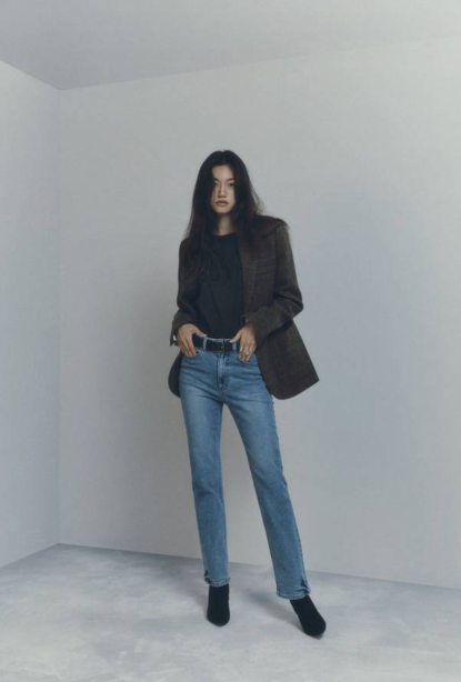 韩国女艺人金度妍