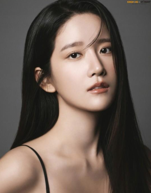 宇宙少女成员 秋昭贞