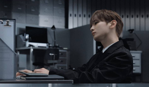 S@9QZN1HK0FU(A)E}R1_JP8