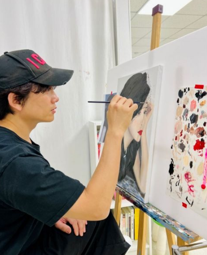 ((`[A%AY8J%EGFME1}EY44B