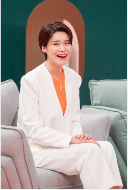 9FQ4SQZ8EBSEB]J]S[H`S`G