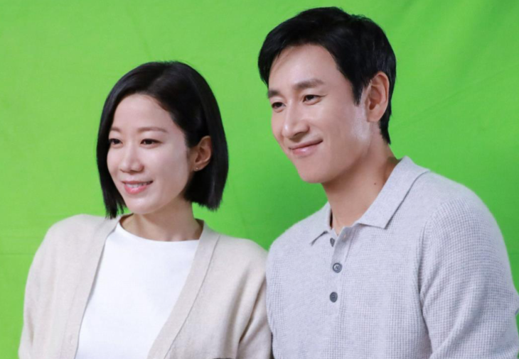 }C$~AKCZ@QRC7C}%~3_CGTW