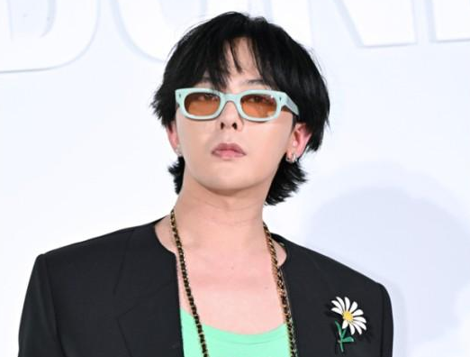 L}VR]BM[WBBD]6Q`M7W[3G8