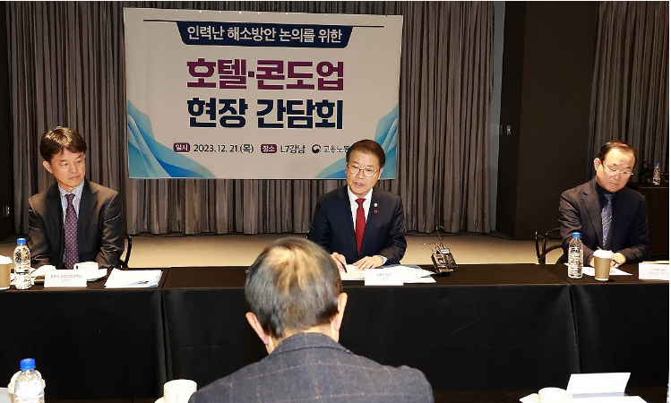 91UX@1WX5_[S[L00F$}2ESS