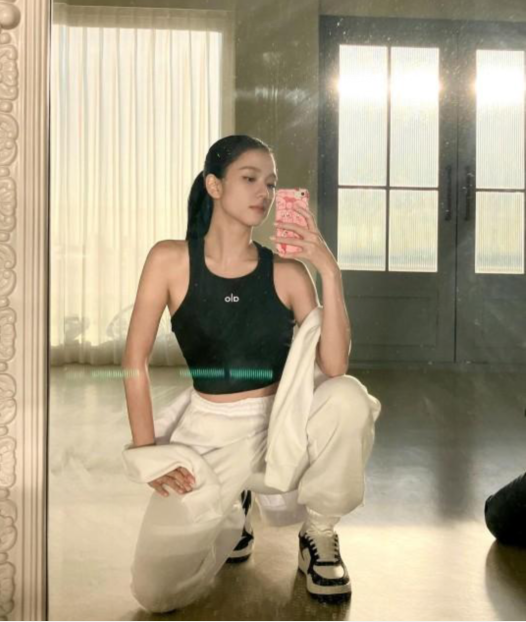 BLACKPINK成员JISOO
