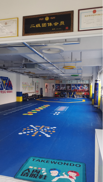 Z7%3T8Q}9O{8USWTU69@F07